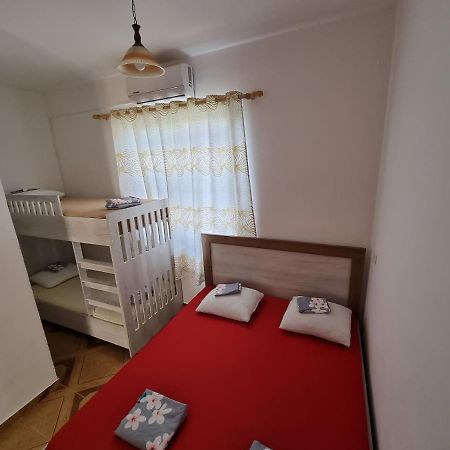 Roan Apartments Velipojë Esterno foto