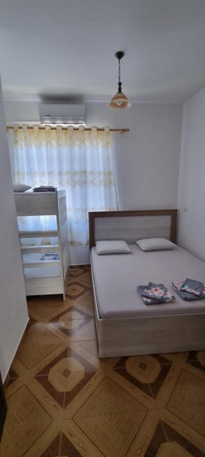 Roan Apartments Velipojë Esterno foto
